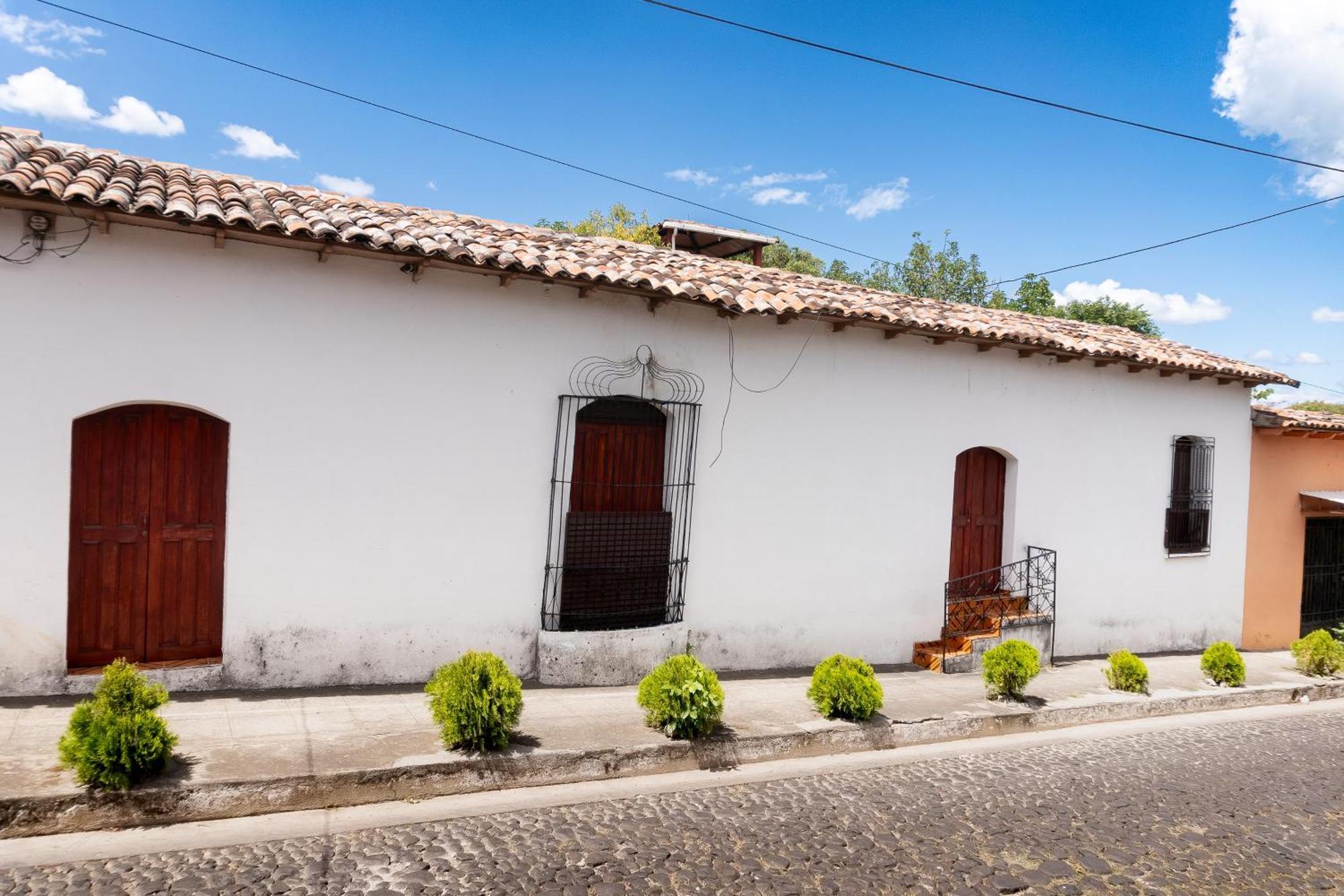 Hostal Delmy Suchitoto Bagian luar foto